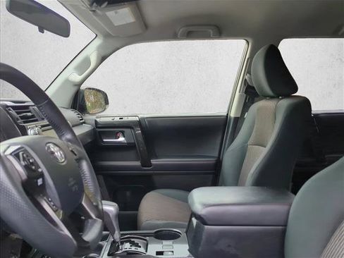 Used 2019 Toyota 4Runner TRD Off-Road image 7