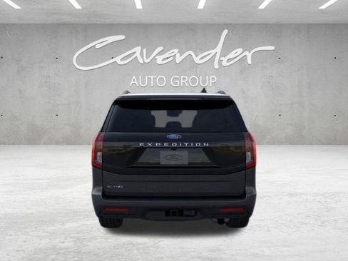 New 2026 Ford Expedition Active RWD image 5