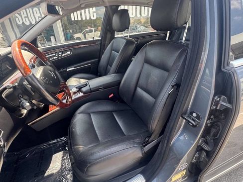 Used 2011 Mercedes-Benz S 550 4MATIC image 8