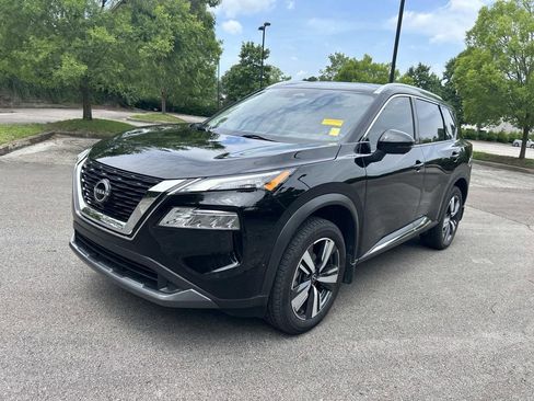 Used 2023 Nissan Rogue SL w/ SL Premium Package AWD/4WD image 3