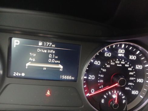 Used 2024 Kia Forte LXS w/ LXS Technology Package image 11