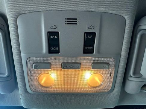 Used 2013 Toyota RAV4 Limited image 26