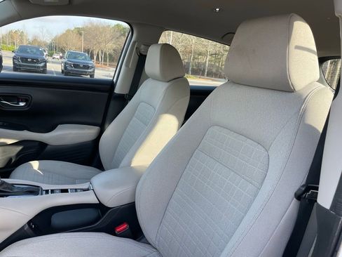 Certified 2024 Honda HR-V LX image 25