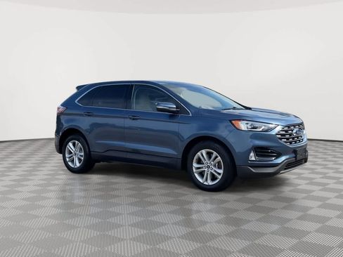 Used 2019 Ford Edge SEL w/ Equipment Group 201A AWD/4WD image 2