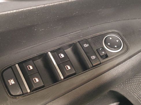 Used 2023 Kia Forte LXS image 27