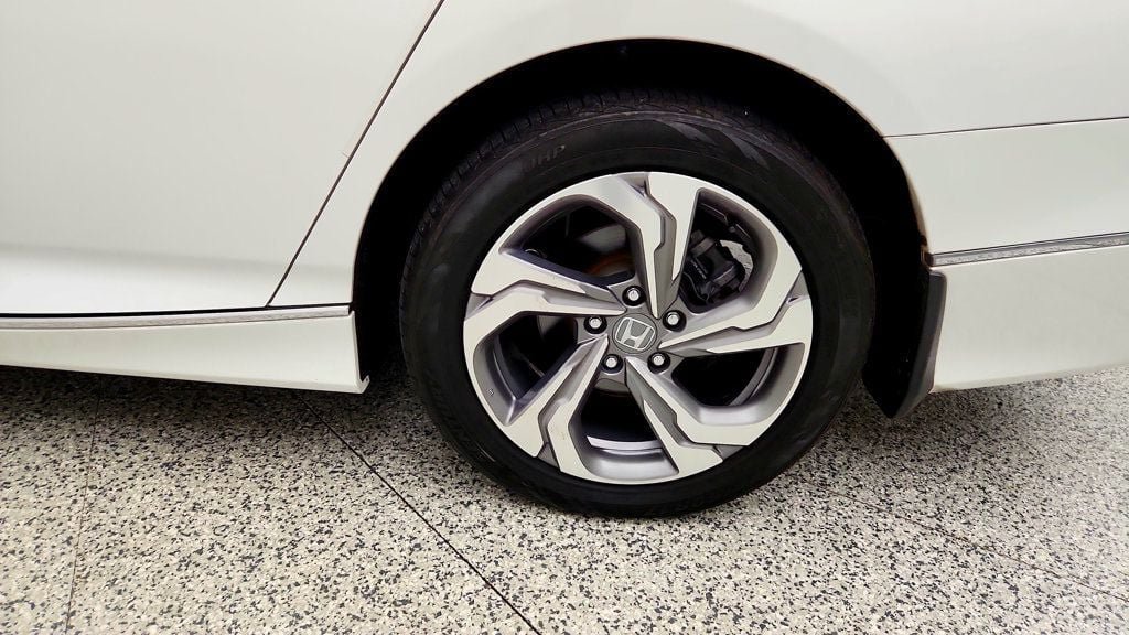 Used 2018 Honda Accord EX-L image 9