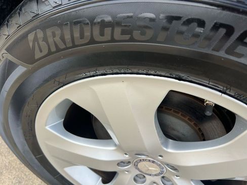 Used 2012 Mercedes-Benz GL 450 4MATIC image 24