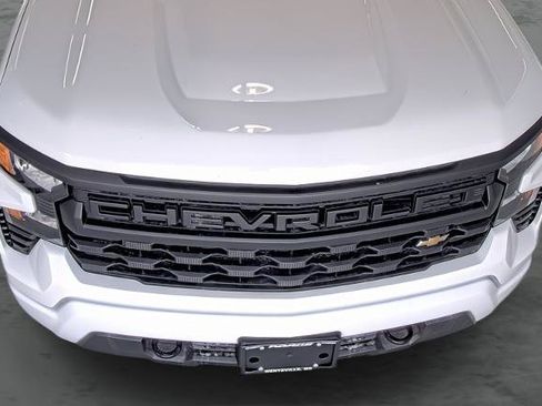 New 2026 Chevrolet Silverado 1500 Custom AWD/4WD image 18