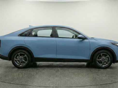 Used 2025 Kia K4 FWD image 11