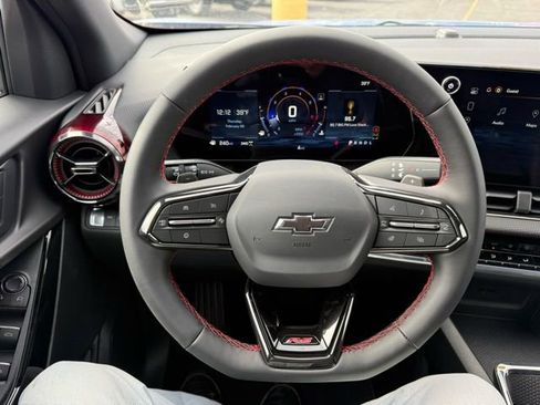 New 2026 Chevrolet Equinox RS w/ Safety and Technology Package AWD/4WD image 37