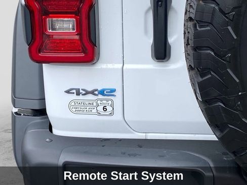 Used 2023 Jeep Wrangler Unlimited Rubicon 4xe AWD/4WD image 7