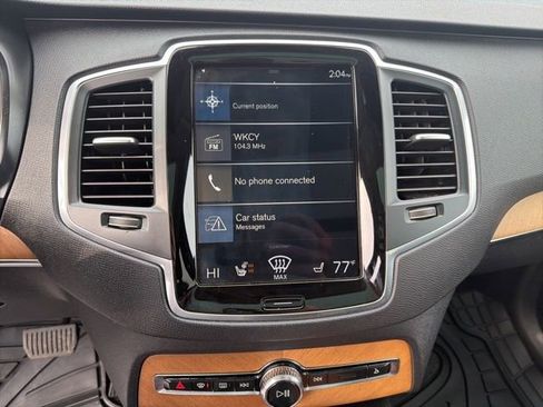 Used 2022 Volvo XC90 T6 Momentum w/ Climate Package image 24