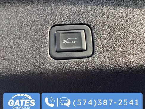 Used 2024 Chevrolet Tahoe LT image 15