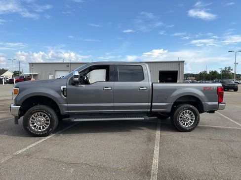 Used 2021 Ford F250 XLT w/ XLT Premium Package AWD/4WD image 6