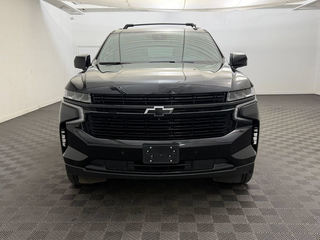 Used 2023 Chevrolet Suburban RST w/ Luxury Package AWD/4WD image 6