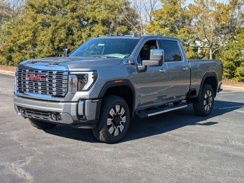 New 2026 GMC Sierra 2500 Denali w/ Denali Reserve Package AWD/4WD image 7