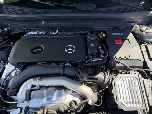 New 2026 Mercedes-Benz GLB 250 4MATIC image 23