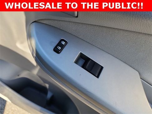 Used 2012 Toyota Corolla LE image 18