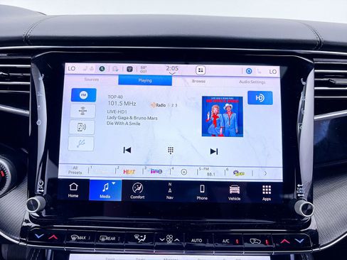 Used 2024 Jeep Grand Wagoneer L Series II w/ Quick Order Packagew 28T AWD/4WD image 26