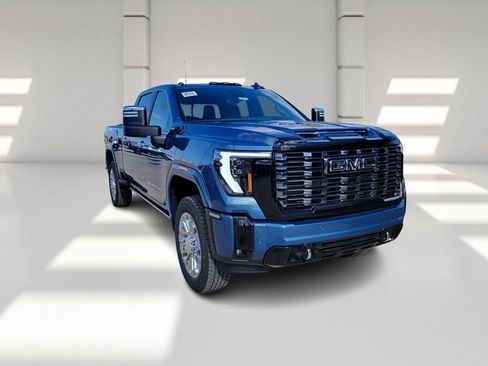 New 2026 GMC Sierra 2500 Denali Ultimate image 3