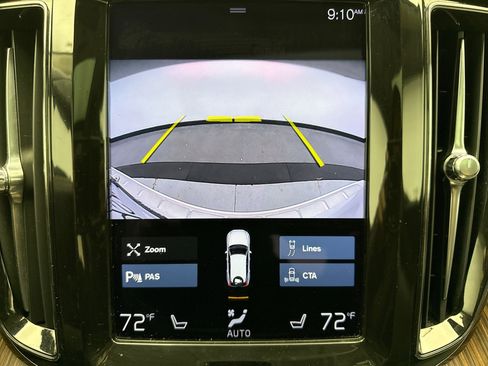 Used 2021 Volvo XC60 T5 Momentum image 15