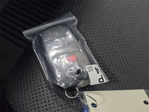 New 2026 Toyota Tundra Platinum image 40