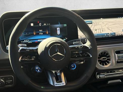 Used 2025 Mercedes-Benz G 63 AMG 4MATIC image 16
