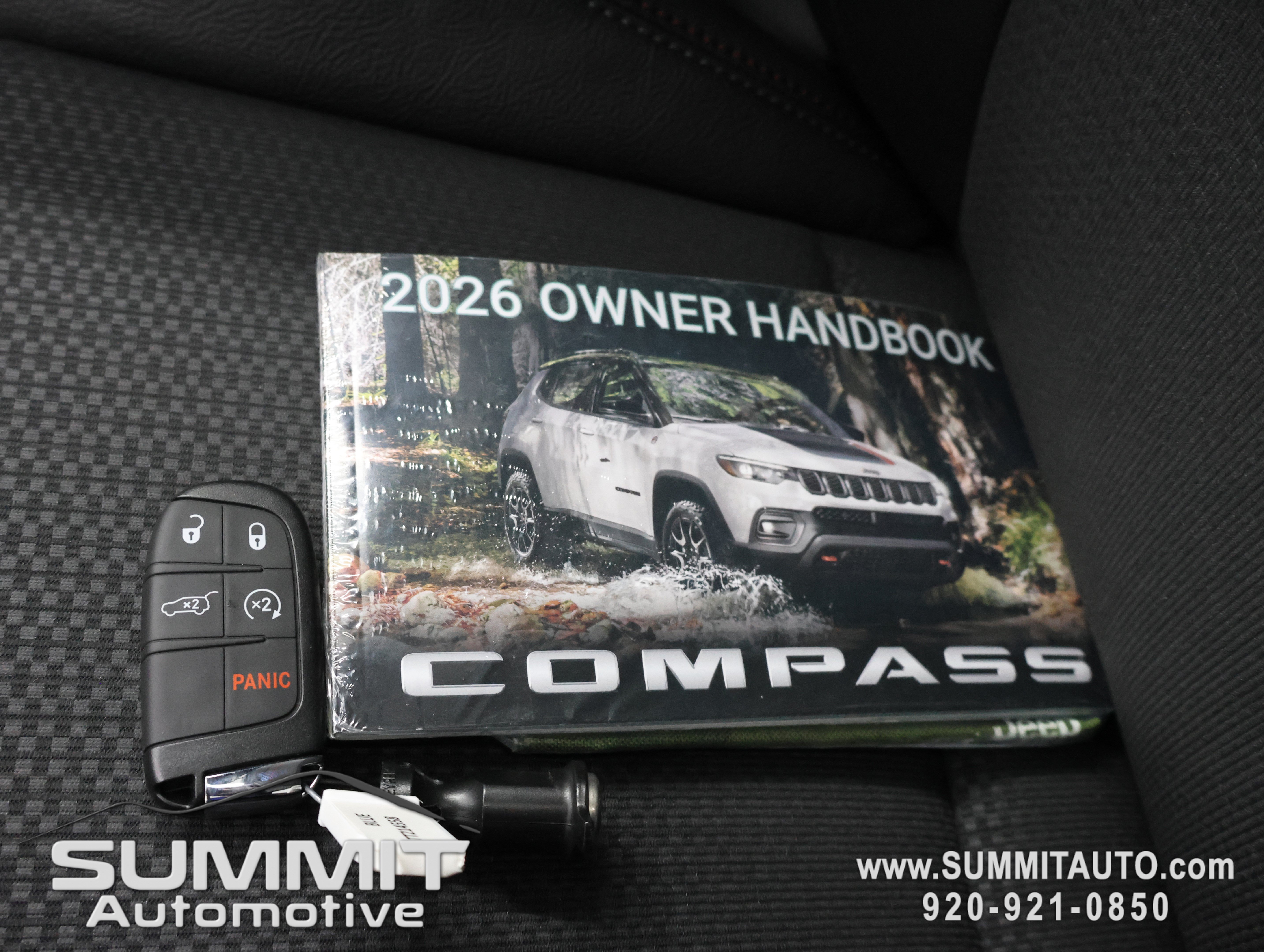 New 2026 Jeep Compass Trailhawk w/ Sun, Sound & Navigation Group AWD/4WD image 69