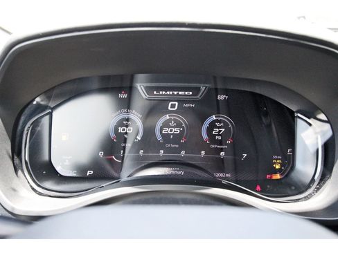 Used 2023 RAM 1500 Limited w/ Body Color Bumper Group AWD/4WD image 18