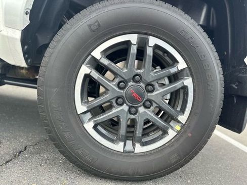 Used 2026 Toyota Tacoma TRD Sport image 7
