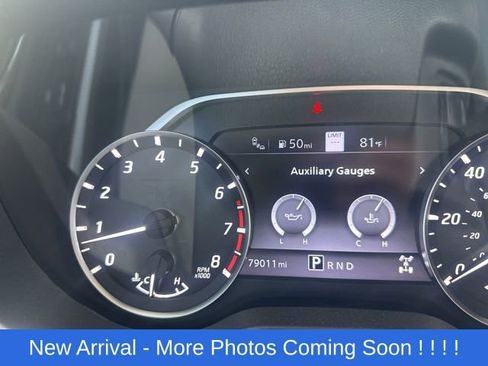 Used 2021 Nissan Titan SV w/ SV Convenience Package AWD/4WD image 12