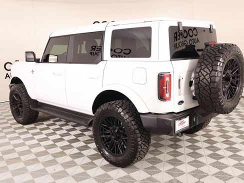 Used 2025 Ford Bronco Outer Banks AWD/4WD image 23