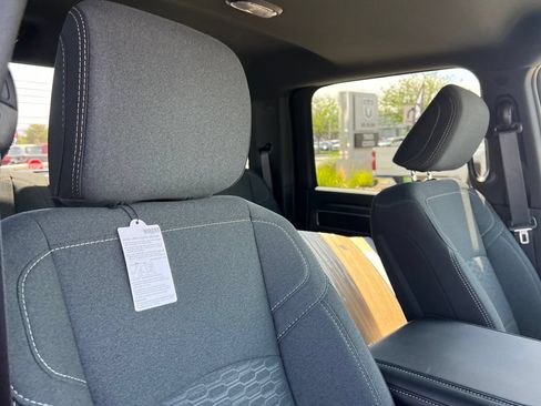 New 2026 RAM 2500 Big Horn AWD/4WD image 14