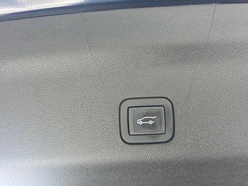 Used 2024 GMC Yukon XL Denali Ultimate image 41