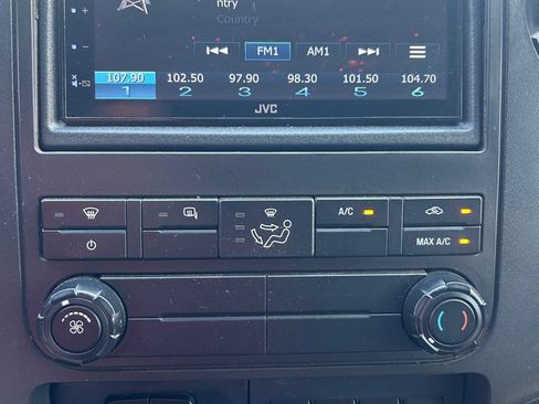 Used 2015 Ford F450 XL w/ Power Equipment Group image 15