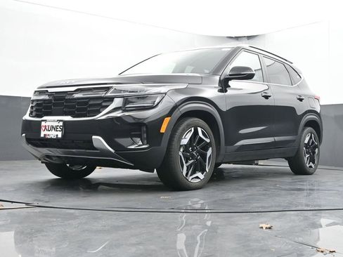 Used 2024 Kia Seltos SX image 48