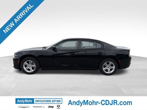 Used 2022 Dodge Charger SXT RWD image 4