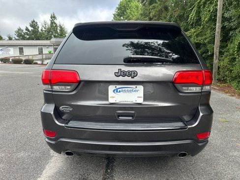 Used 2014 Jeep Grand Cherokee Altitude RWD image 4