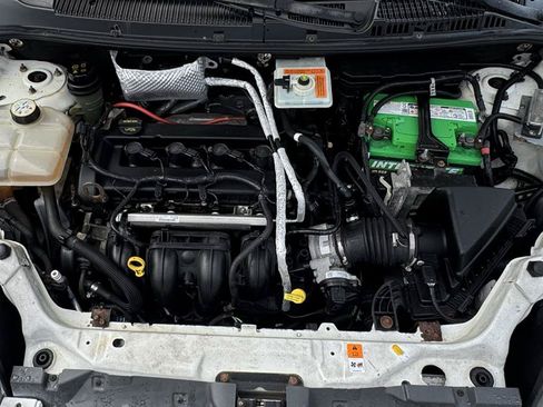 Used 2012 Ford Transit Connect XLT FWD image 11
