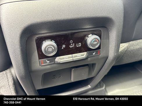 New 2026 GMC Acadia Elevation w/ Black Edition AWD/4WD image 32