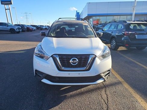 Used 2018 Nissan Kicks SR w/ Interior Electronics Package image 2