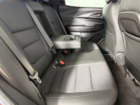 Used 2022 Chevrolet TrailBlazer RS FWD image 28
