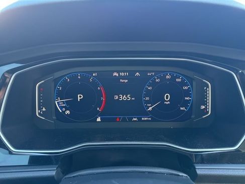 Used 2024 Volkswagen Jetta SEL image 12