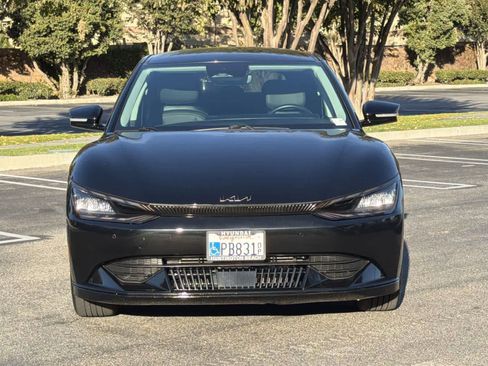 Used 2022 Kia EV6 Wind image 2