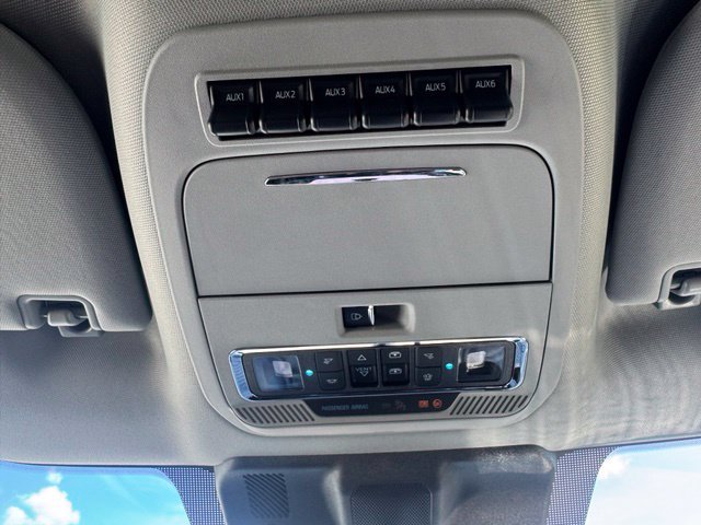 Used 2025 Ford F250 Lariat w/ Lariat Ultimate Package AWD/4WD image 33