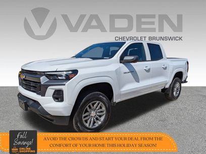New 2025 Chevrolet Colorado W/T w/ WT Convenience Package II