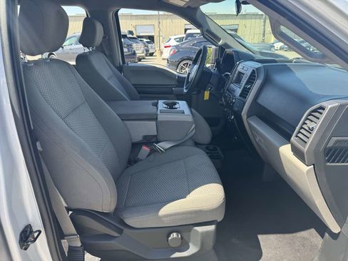 Used 2017 Ford F150 XLT w/ Trailer Tow Package image 13