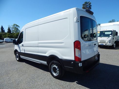 Used 2020 Ford Transit 250 Medium Roof w/ Load Area Protection Package image 6