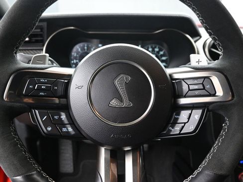 Used 2021 Ford Mustang Shelby GT500 w/ Technology Package image 10