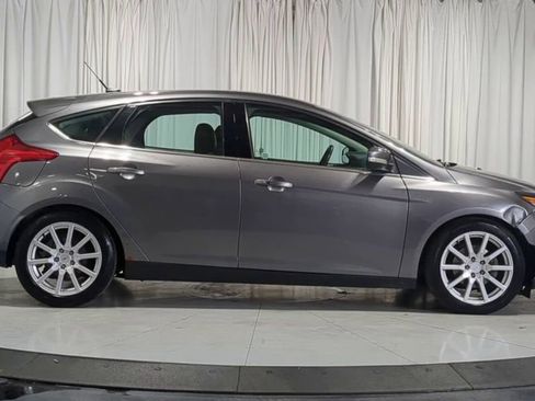 Used 2014 Ford Focus Titanium FWD image 11